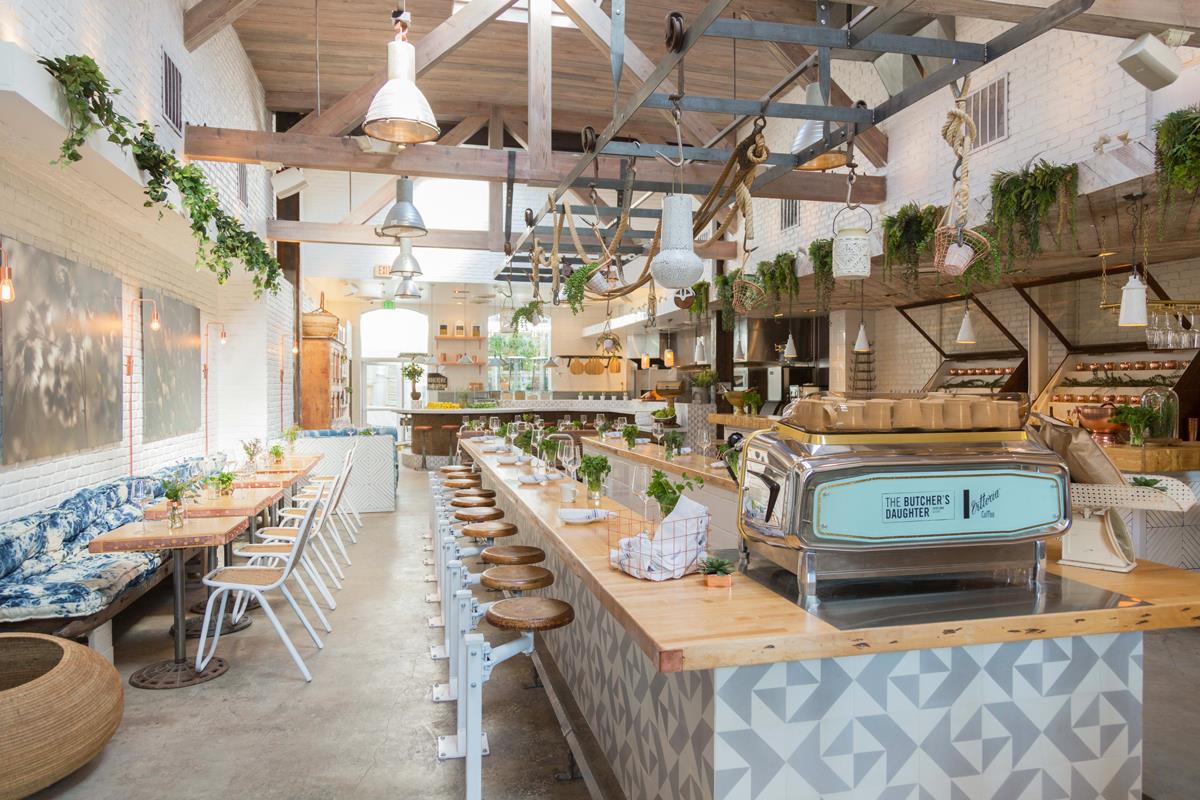 Thiết kế nội thất quán cafe theo phong cách Coastal